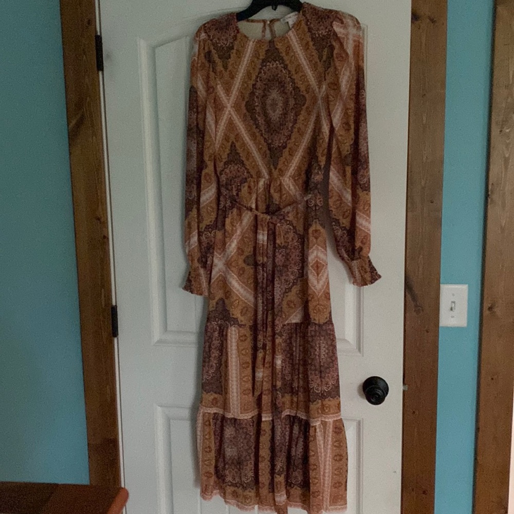 Flying Tomato long sleeved maxi dress size medium